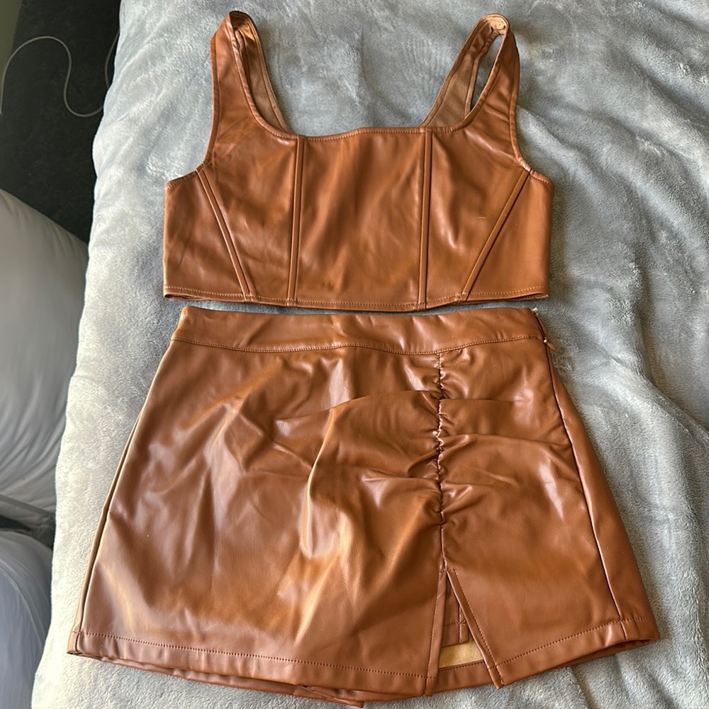 Brown Leather Set